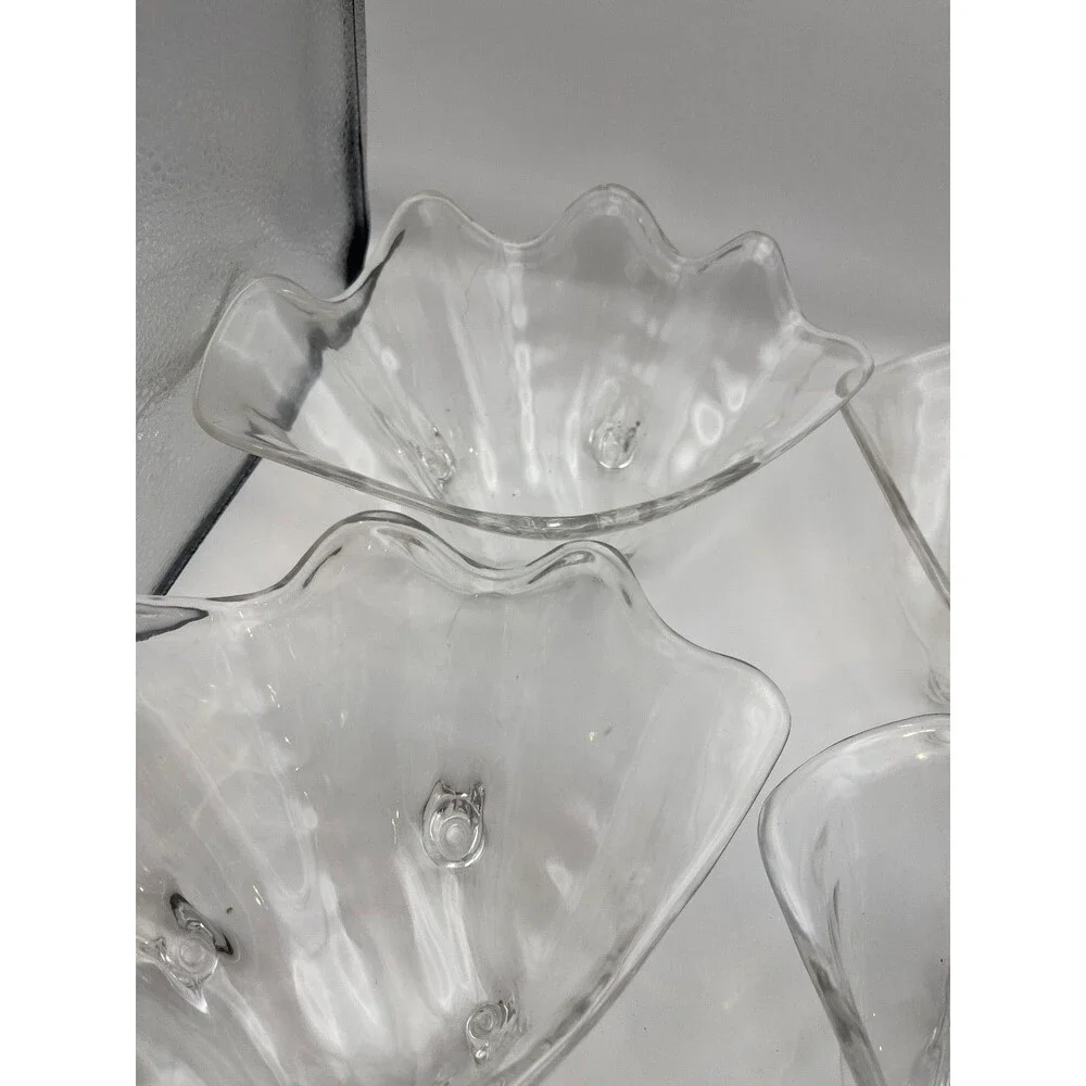Set of 4 Small Clam Shell Style Clear Art acrylic bowl 9”Decorative Serving dish